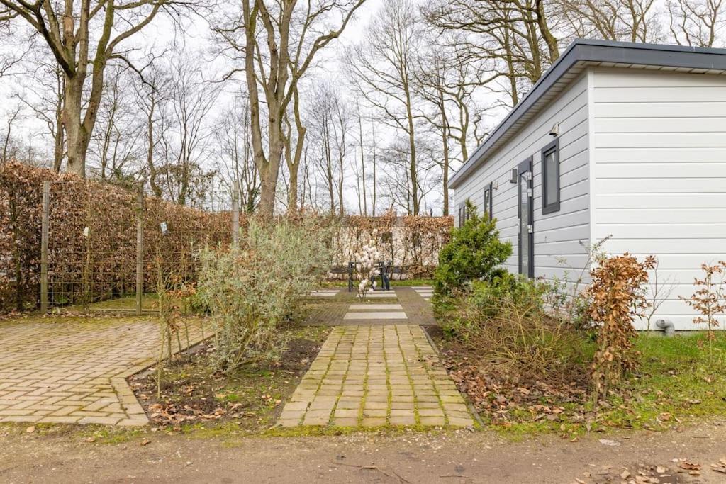 Gezellig Modern Chalet Midden Op De Veluwe Epe Exterior photo